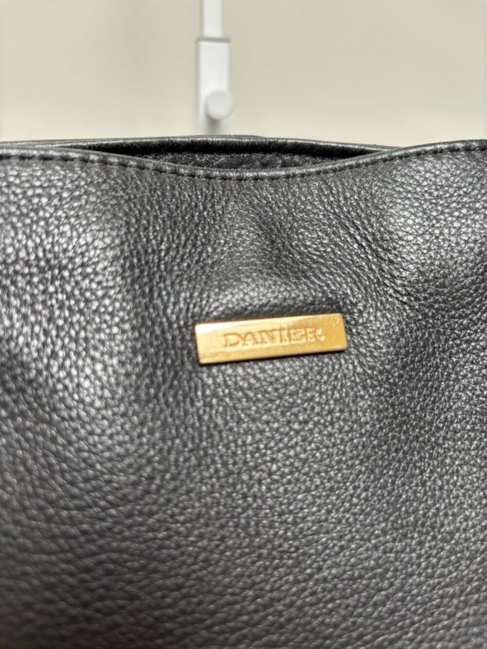 Danier Black Genuine Leather 2-Way Shoulder Bag - Picture 5 of 14